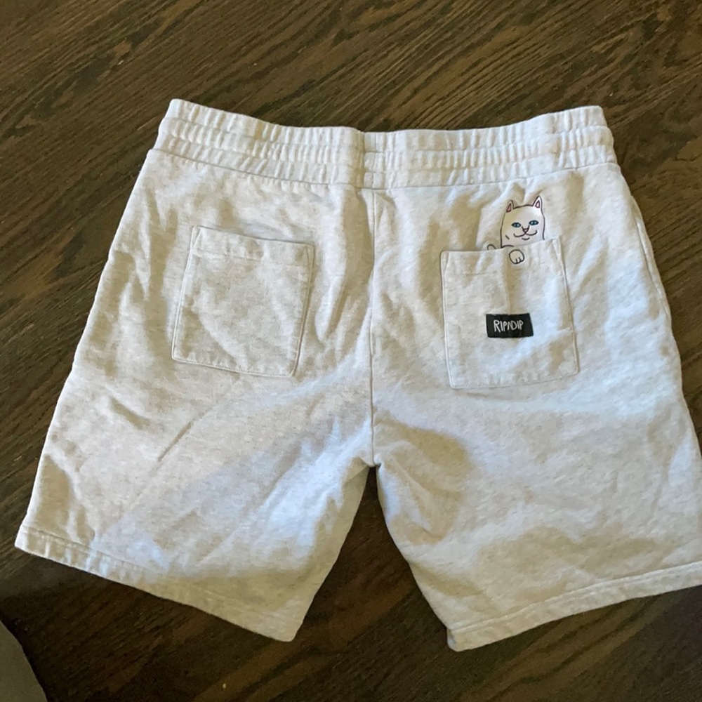 Ripndip Sweatshorts w/ side pkts & back pkt w/ sneaky cat - drawstring waist